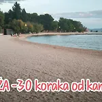 Mobile Ivan Dom wakacyjny Vodice